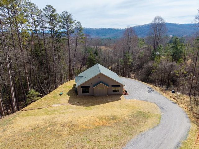 155 Ivy Knob Terrace, Hayesville, NC 28904