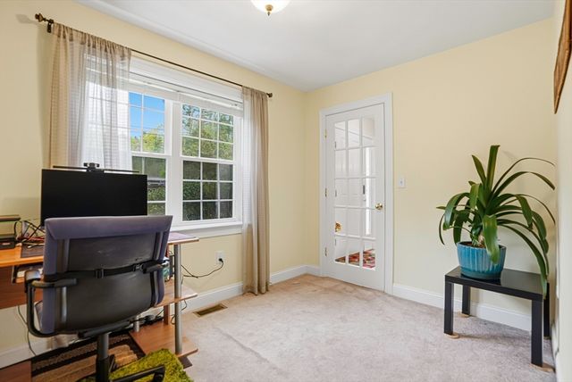 378 Moon Hill Rd, Northbridge, MA 01534