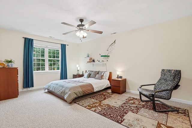 378 Moon Hill Rd, Northbridge, MA 01534