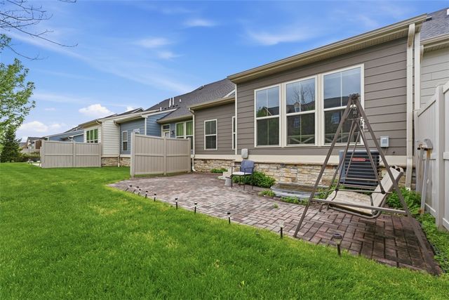 2014 Connecticut Ln, Franklin Park, PA 15143