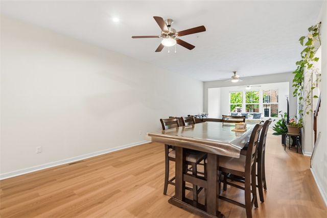 2014 Connecticut Ln, Franklin Park, PA 15143