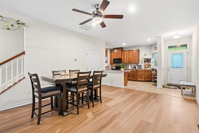 2014 Connecticut Ln, Franklin Park, PA 15143