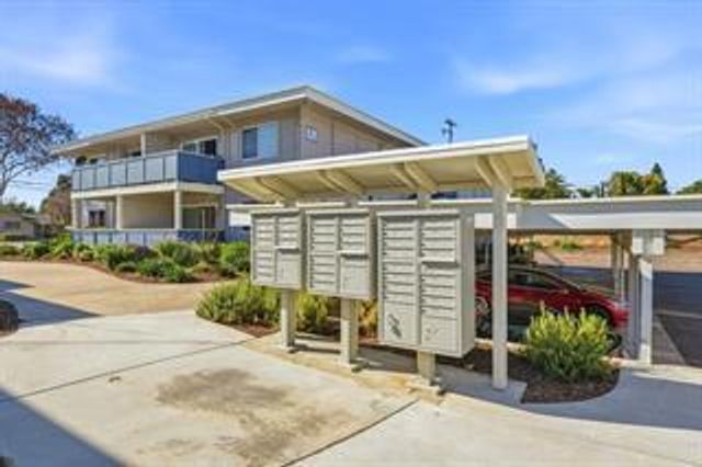 38228 Paseo Padre Parkway 24, Fremont, CA 94536