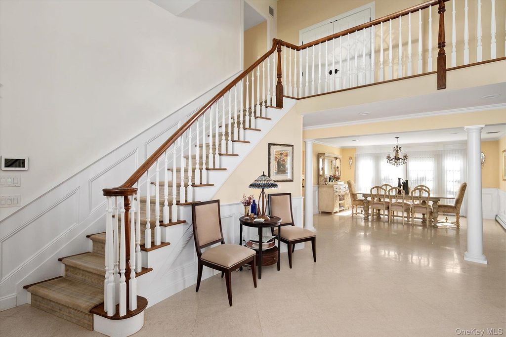 6 Maize Court, Melville, NY 11747 — photo 5