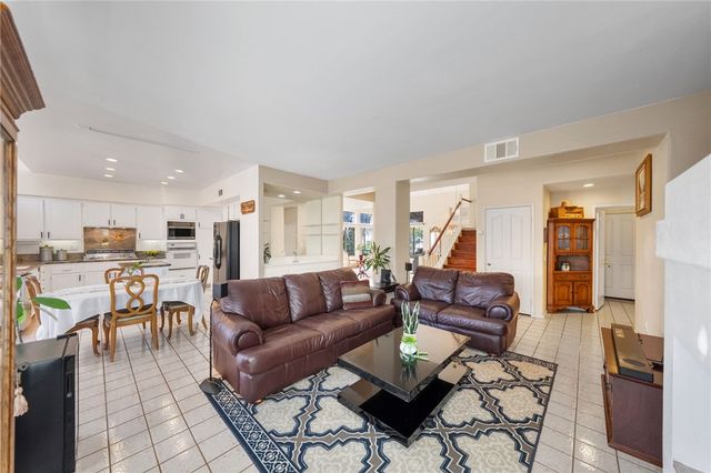 42154 Thoroughbred Lane, Murrieta, CA 92562