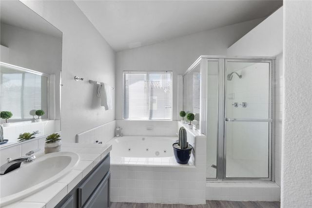 42154 Thoroughbred Lane, Murrieta, CA 92562