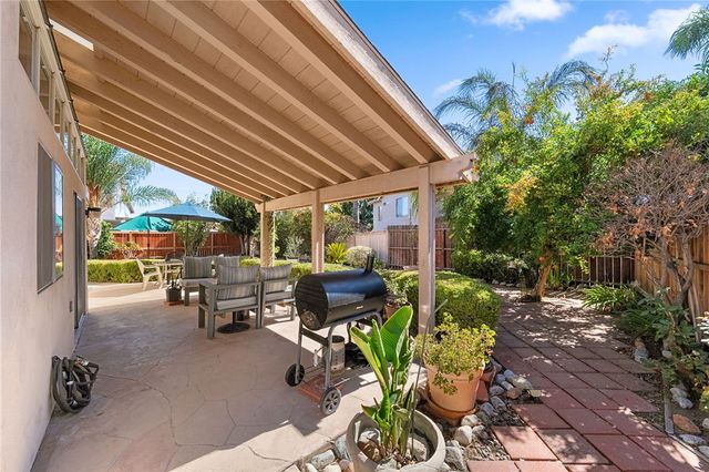 42154 Thoroughbred Lane, Murrieta, CA 92562