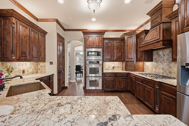 7805 Vineyard Court, North Richland Hills, TX 76182