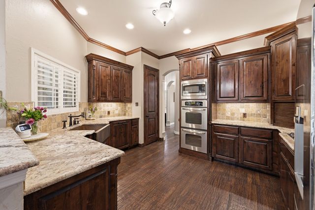 7805 Vineyard Court, North Richland Hills, TX 76182