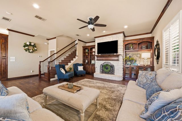 7805 Vineyard Court, North Richland Hills, TX 76182