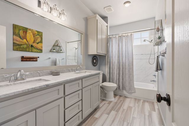 7805 Vineyard Court, North Richland Hills, TX 76182