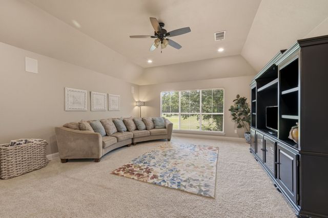 7805 Vineyard Court, North Richland Hills, TX 76182