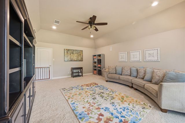 7805 Vineyard Court, North Richland Hills, TX 76182