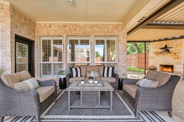 7805 Vineyard Court, North Richland Hills, TX 76182