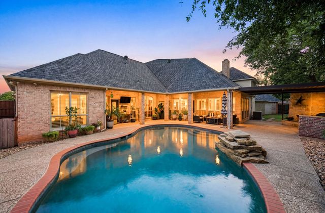 7805 Vineyard Court, North Richland Hills, TX 76182
