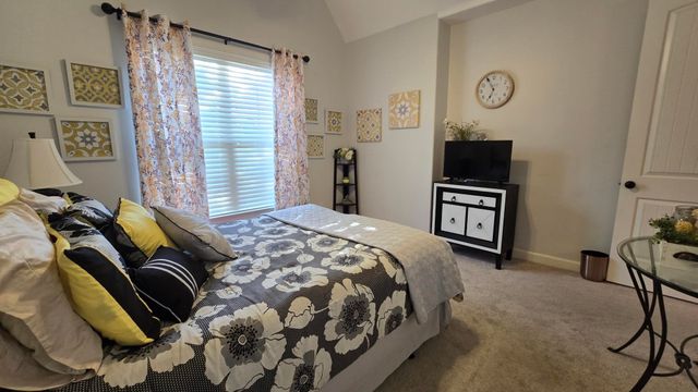 1306 GRANT PARK DR, Collierville, TN 38017