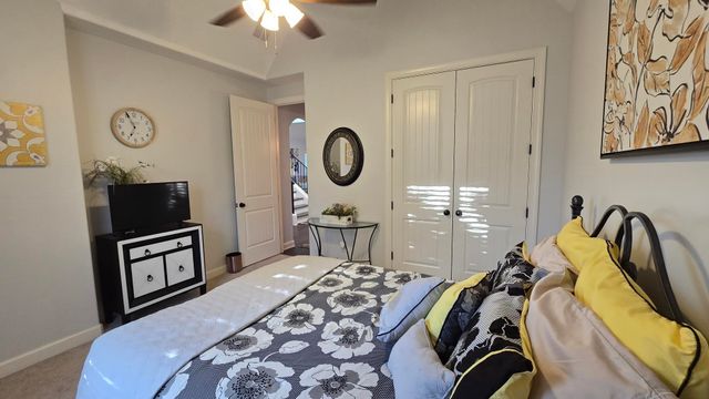 1306 GRANT PARK DR, Collierville, TN 38017