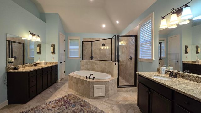 1306 GRANT PARK DR, Collierville, TN 38017