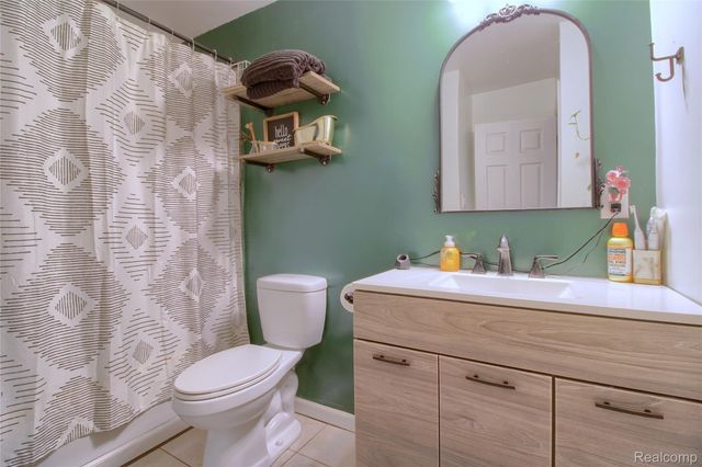 36231 Hazelwood Street, Westland, MI 48186