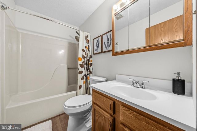 196 THE WOODS RD, Hedgesville, WV 25427