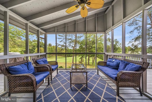 196 THE WOODS RD, Hedgesville, WV 25427
