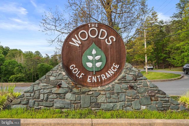 196 THE WOODS RD, Hedgesville, WV 25427