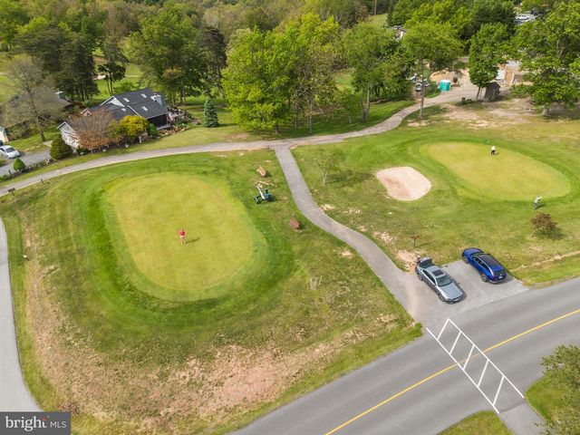 196 THE WOODS RD, Hedgesville, WV 25427