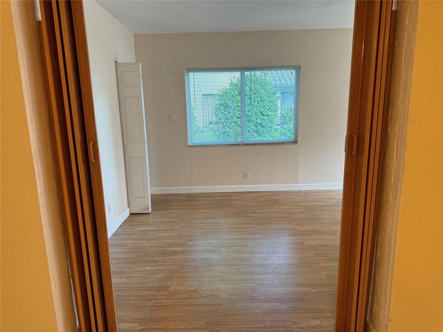 11461 NW 38th Street W, Coral Springs, FL 33065