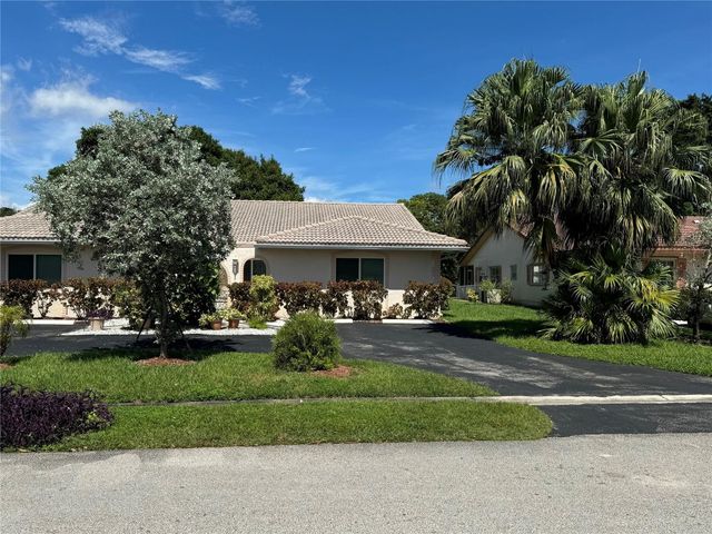 11461 NW 38th Street W, Coral Springs, FL 33065