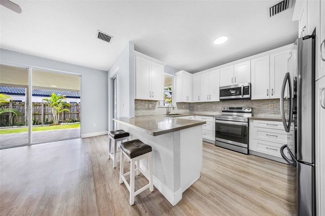 7972 NW 198th St, Hialeah, FL 33015