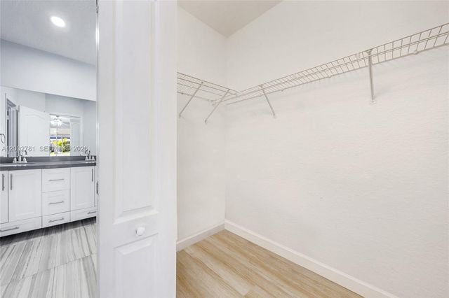 7972 NW 198th St, Hialeah, FL 33015