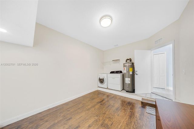 7972 NW 198th St, Hialeah, FL 33015