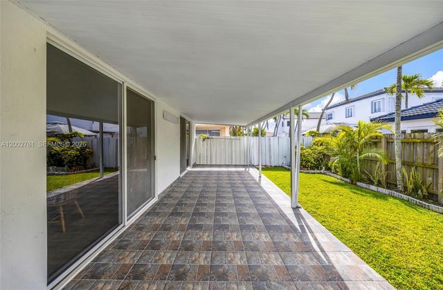 7972 NW 198th St, Hialeah, FL 33015