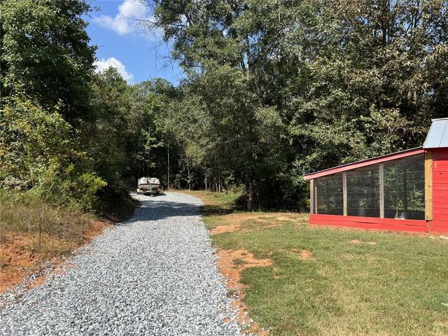 119 Boulden Road, Fair Play, SC 29643