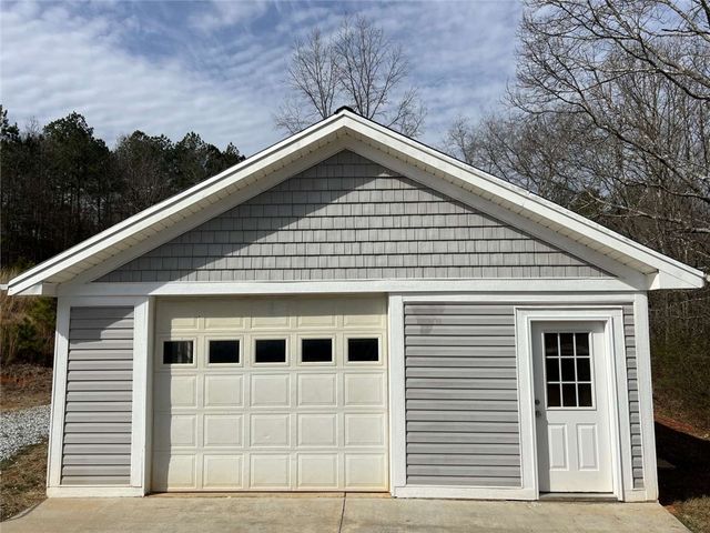 119 Boulden Road, Fair Play, SC 29643