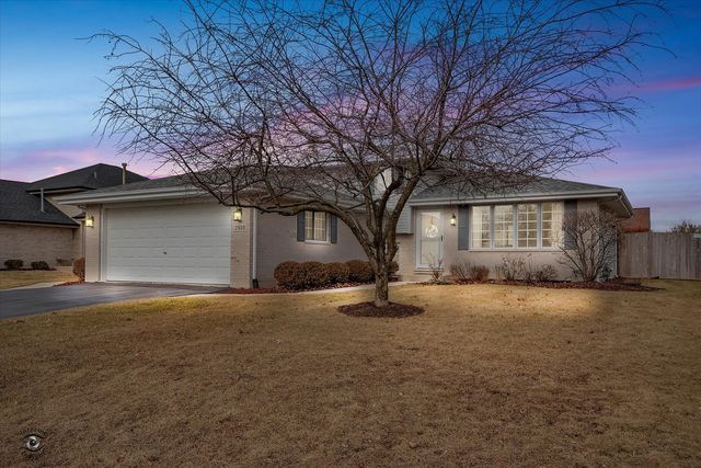 2909 Bisbee Drive, Joliet, IL 60432