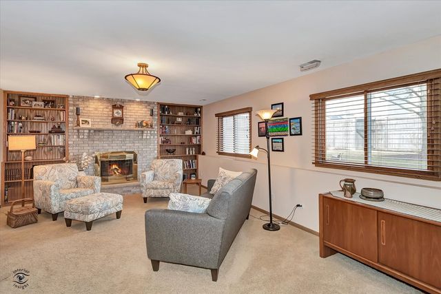 2909 Bisbee Drive, Joliet, IL 60432