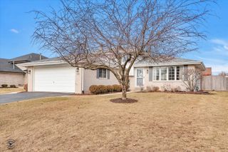 2909 Bisbee Drive, Joliet, IL 60432