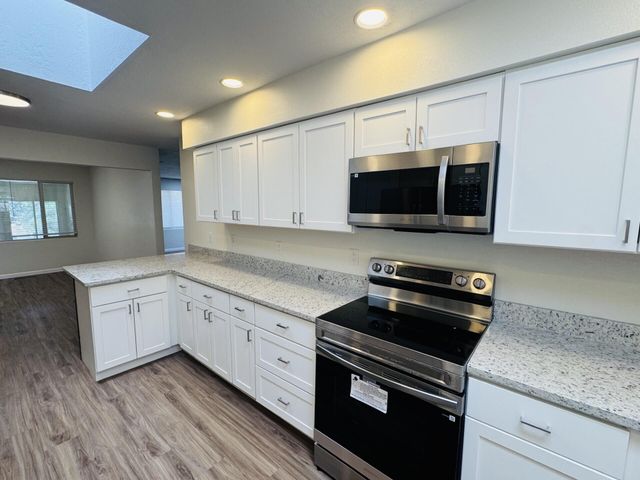 4707 Huntington Drive NE, Albuquerque, NM 87111