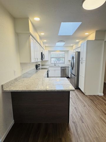 4707 Huntington Drive NE, Albuquerque, NM 87111