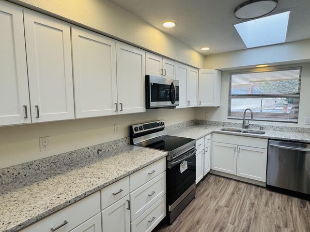 4707 Huntington Drive NE, Albuquerque, NM 87111
