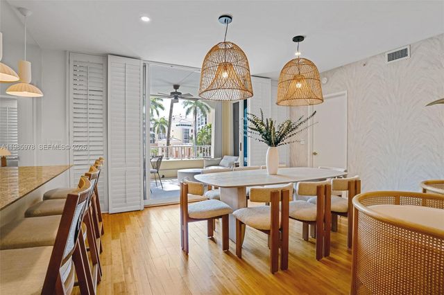 725 Crandon Blvd 203, Key Biscayne, FL 33149