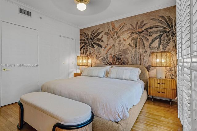 725 Crandon Blvd 203, Key Biscayne, FL 33149