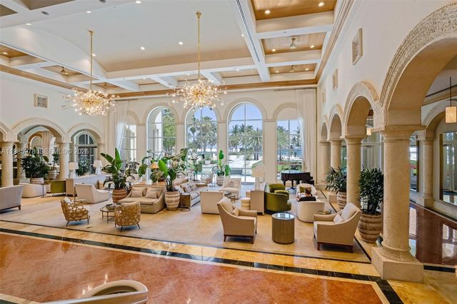 725 Crandon Blvd 203, Key Biscayne, FL 33149