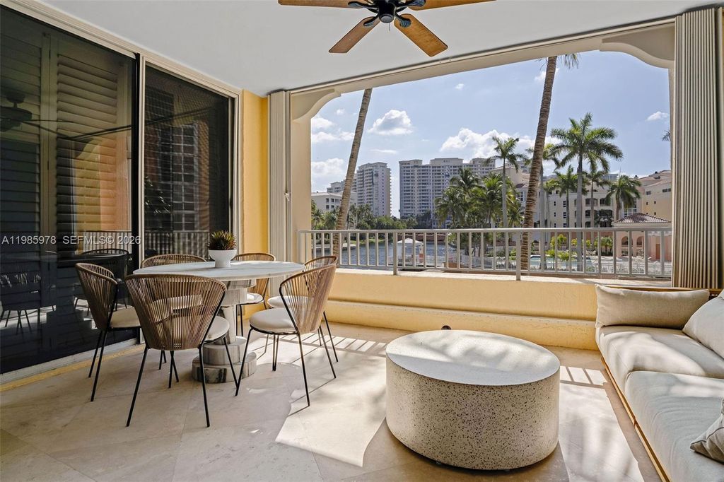 725 Crandon Blvd 203, Key Biscayne, FL 33149