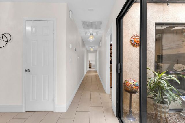 260 Calle Del Verano, Palm Desert, CA 92260