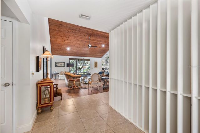 521 CENTURY OAK COURT, Lakeland, FL 33813