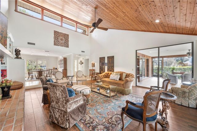 521 CENTURY OAK COURT, Lakeland, FL 33813