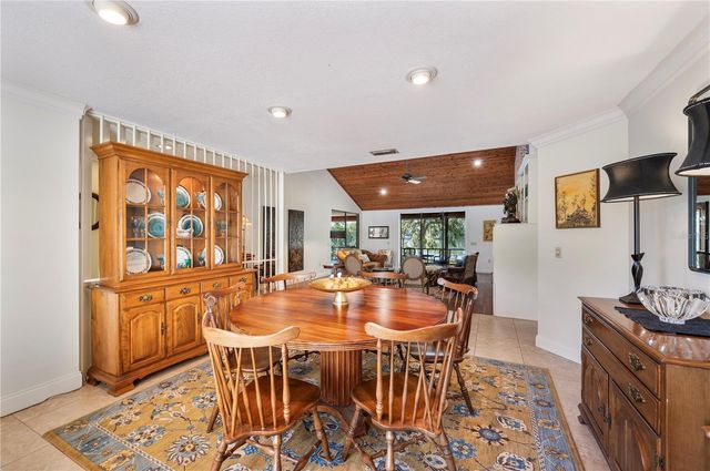 521 CENTURY OAK COURT, Lakeland, FL 33813