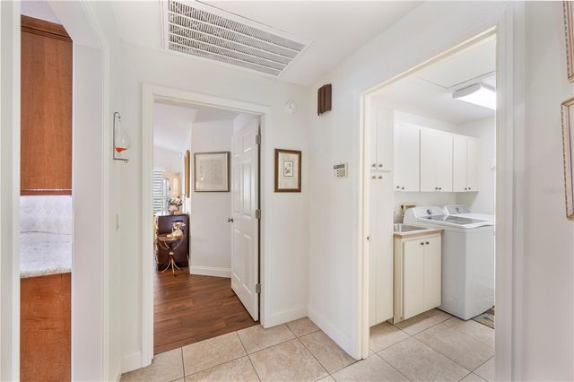 521 CENTURY OAK COURT, Lakeland, FL 33813